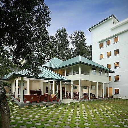Peppervine Hotel Теккади Экстерьер фото